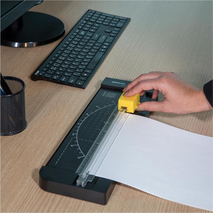 Actual product image Sencor STR 210 Guillotine for paper (5 Sheets, A4)
