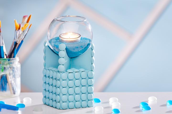 Actual product image VBS Glass ball open with wooden stand