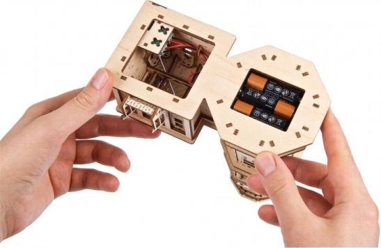 Image du produit Ugears LE PHARE DE SPLIT ROCK 295PCS (FR-DE-EN-POL-ES-UKR)