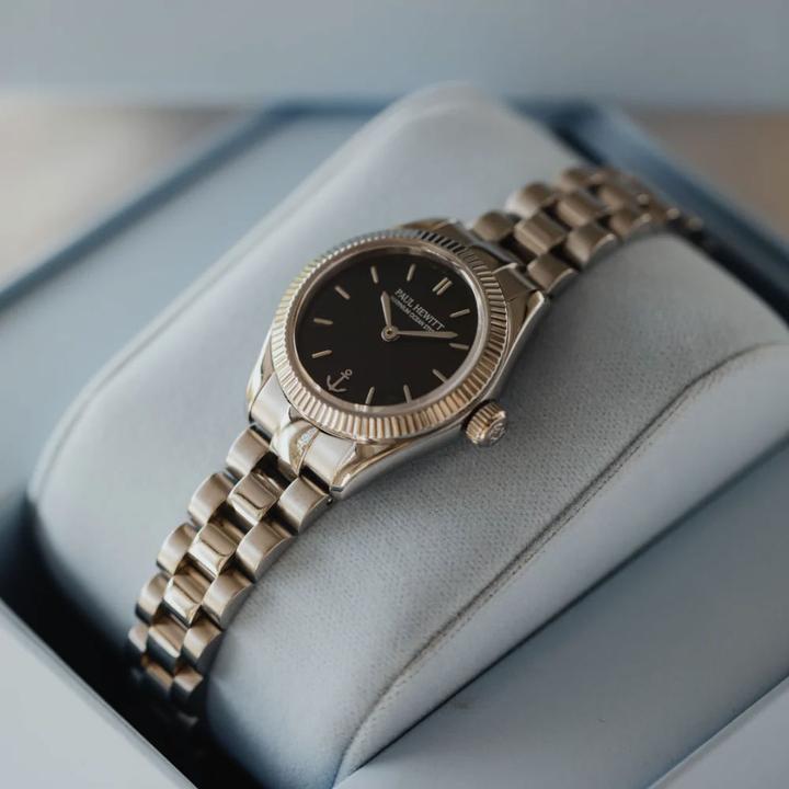 Actual product image Paul Hewitt PH-W-1183 (Analogue wristwatch, 25 mm)