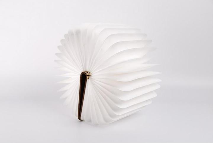 Produktbild Happy Lamp Buchlampe
