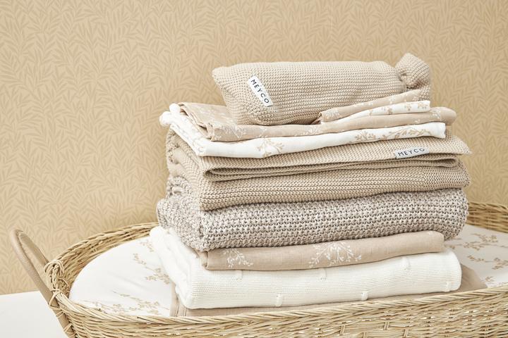 Actual product image Meyco 3-pack gauze nappies Branches sand (70 cm, 70 cm)