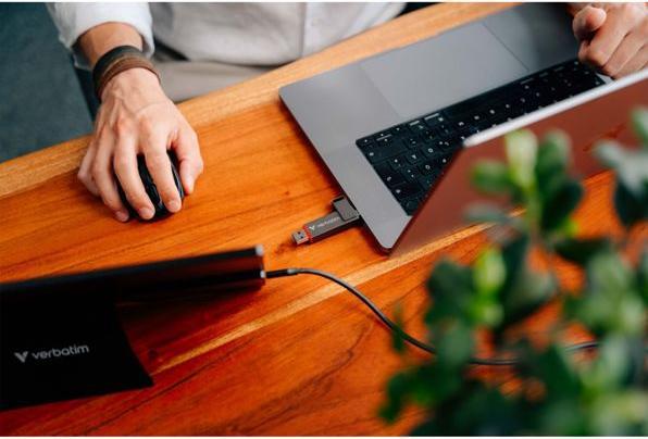 Immagine prodotto Verbatim Dual QuickStick (128 GB, USB-A, USB-C)