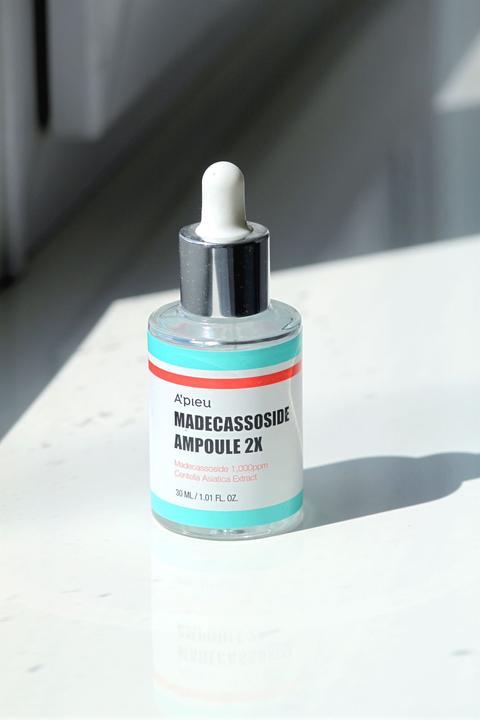 Produktbild A'Pieu Madecassoside Ampoule 2X Face Ampoules 30Ml (30 ml, Gesichtsampulle)