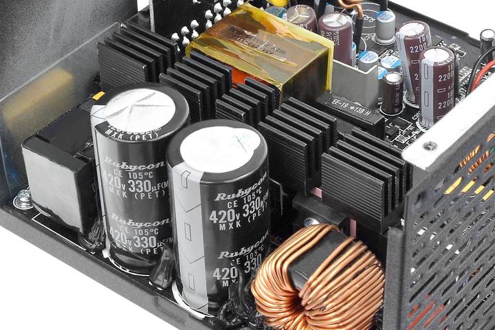 Produktbild Thermaltake Toughpower PF1 (650 W)