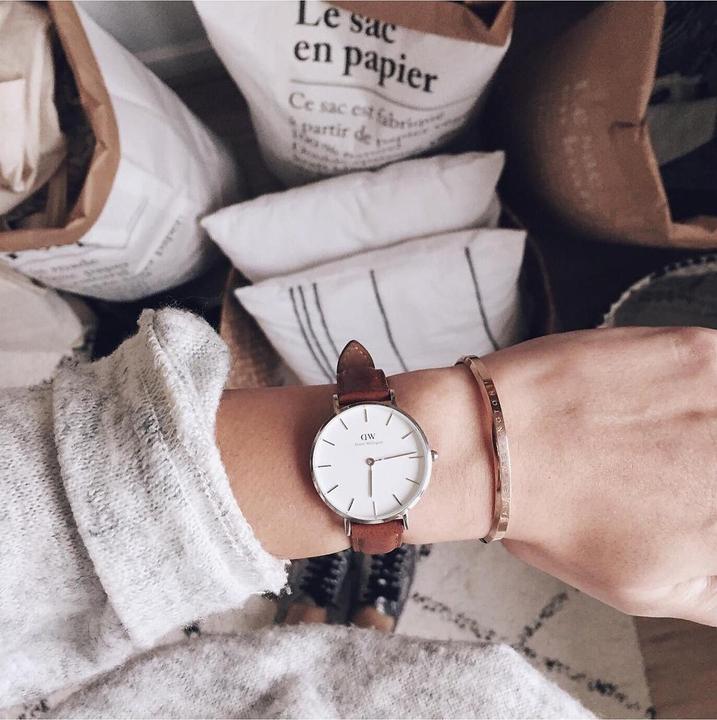 Actual product image Daniel Wellington Classic Petite St Mawes (Analogue wristwatch, 28 mm)