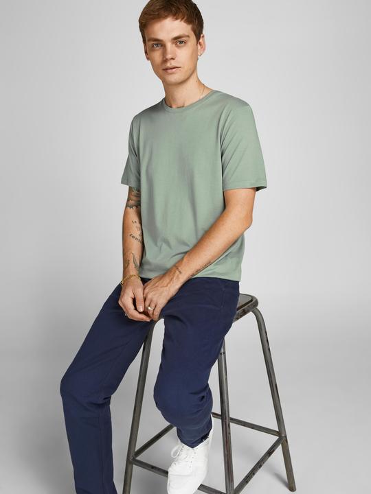 Produktbild Jack & Jones Basic (L)