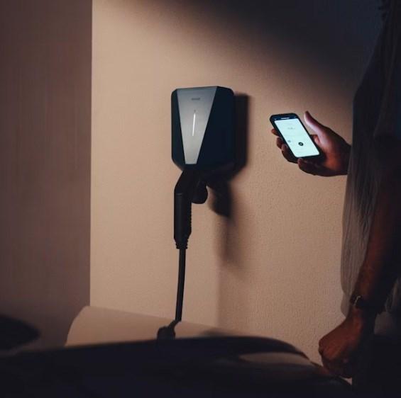 Produktbild Easee Wallbox Charge UP 22KW (Typ 2, 22 kW, 32 A, Typ 2)
