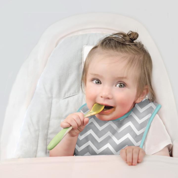 Actual product image Kushies CleanBib without sleeves 3 pack (12 months)