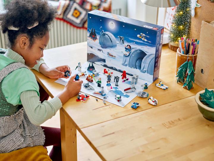 Actual product image LEGO Star Wars Advent Calendar 2024