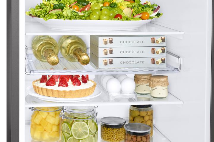 Actual product image Samsung RB34C672DSA No Frost EcoFlex Combined Refrigerator (344 l)