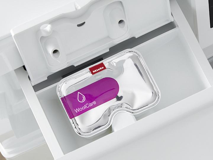 Actual product image Miele WCR890 WPS (9 kg, Right)