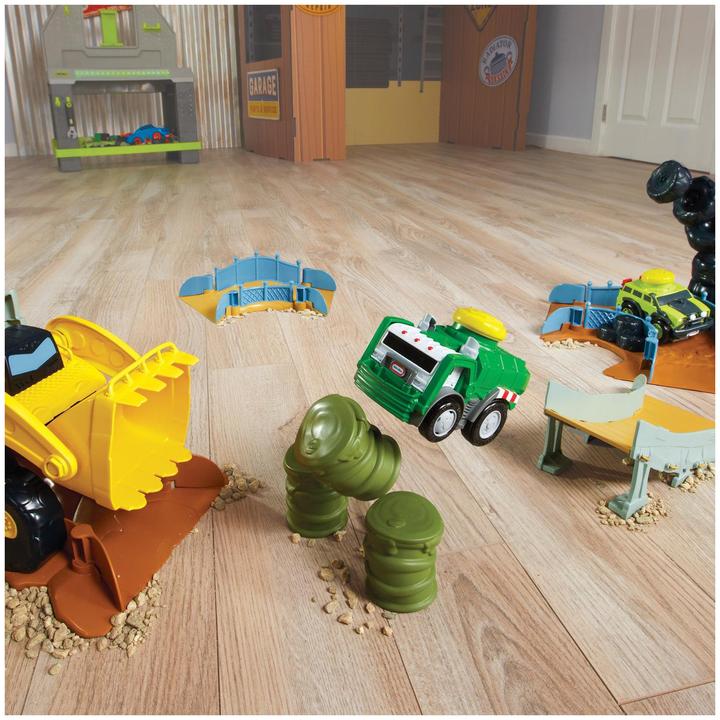 Actual product image Little Tikes Slammin' Racers Scrapyard Derby