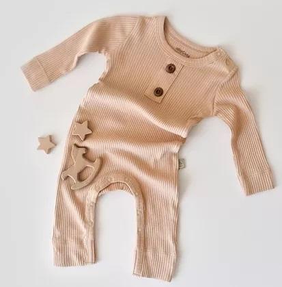 BabyCosy Strampler. langarm