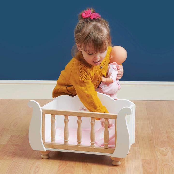 Produktbild Le Toy Van Puppenbett mit Gitterstäben
