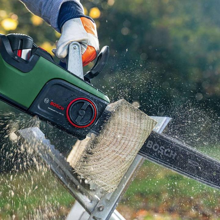 Produktbild Bosch Home & Garden AdvancedChain 36V-35-40 (Akku Kettensäge)