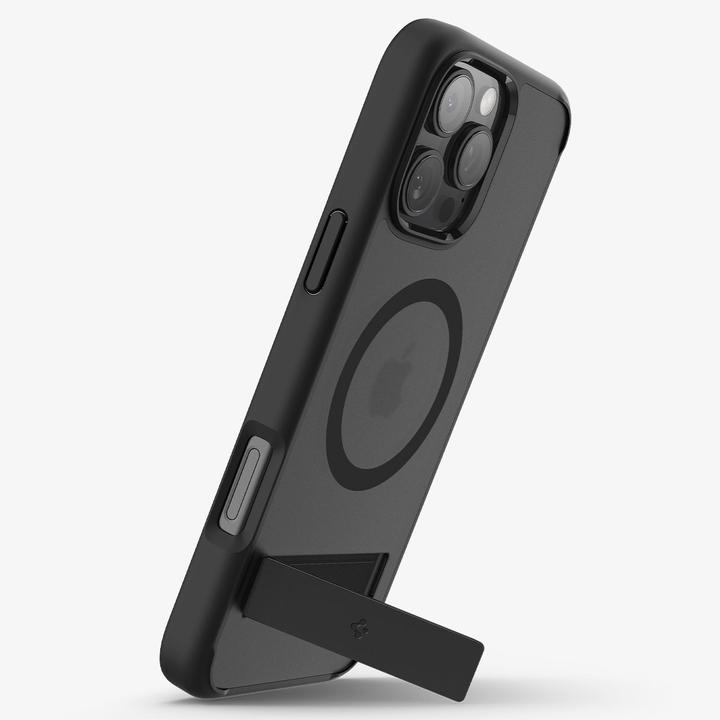 Actual product image Spigen Ultra Hybrid S (MagFit) (Apple iPhone 16 Pro Max)