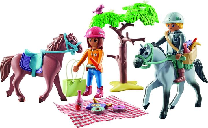 Actual product image Playmobil Reitausflug an den Strand mit Amelia und Ben (71470, Playmobil Horses of Waterfall)
