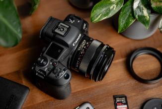 Actual product image Voigtländer Nokton 40mm / 1.2 asph. (Canon RF, full size)