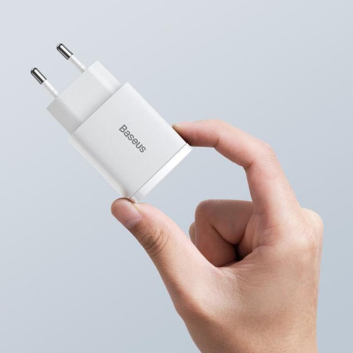 Actual product image Baseus Compact Charger (20 W)