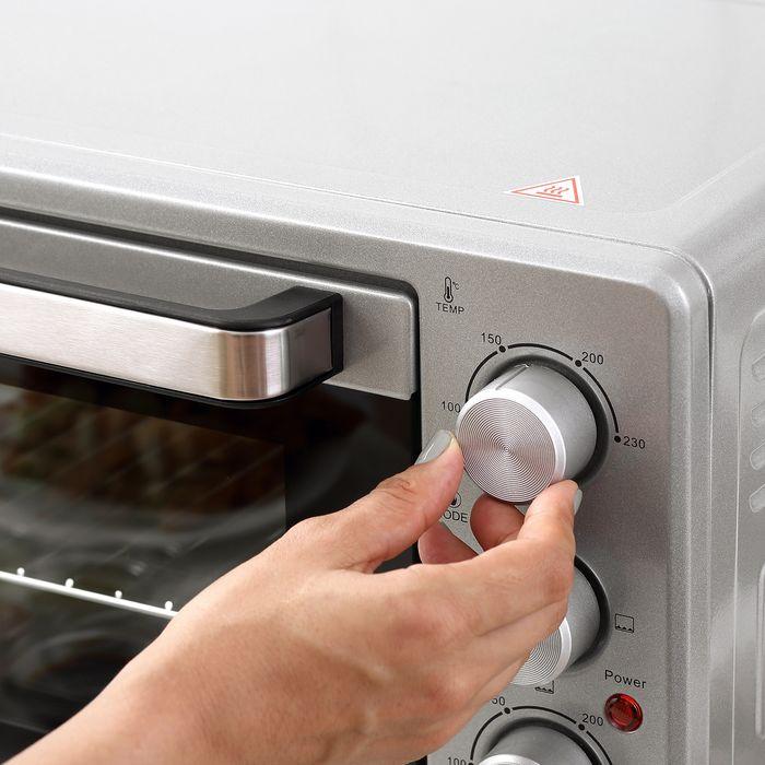 Produktbild Swisshandel24 Minibackofen 32L 1600W Elektrischer Mini Ofen mit Schlackenauffangwanne Metall Edelstahl Glas Silber
