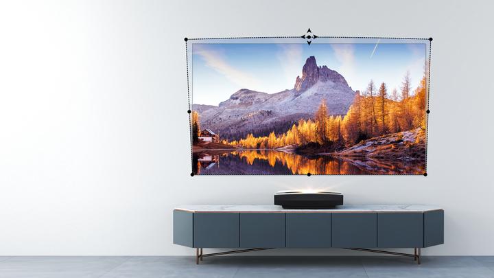 Actual product image XGIMI Aura (4K, 2400 lm, 0.233:1)