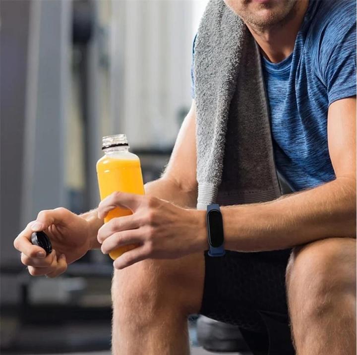 Produktbild Screenguard Xiaomi Smart Band 7 Silicone Strap Ersatzarmband (Silikon)