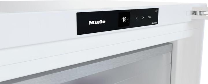 Actual product image Miele Gefriergeräte FN 4748 C (Stand-alone, 312 l)