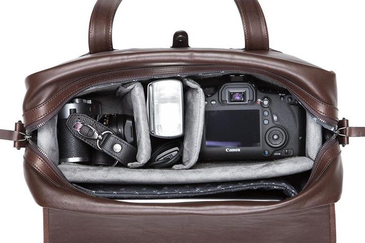 Produktbild Barber Shop Bob Cut Messenger Leder Schwarz (Kamera Schultertasche)