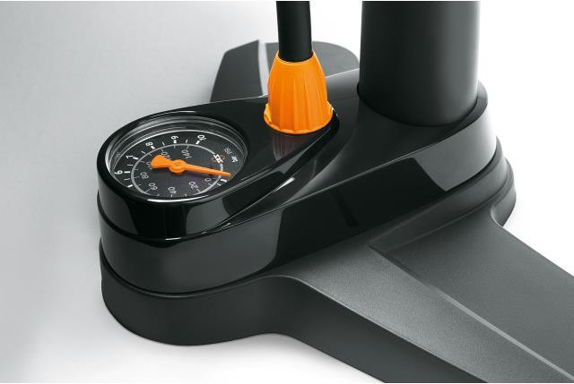 Actual product image SKS Air X-Press with pressure gauge