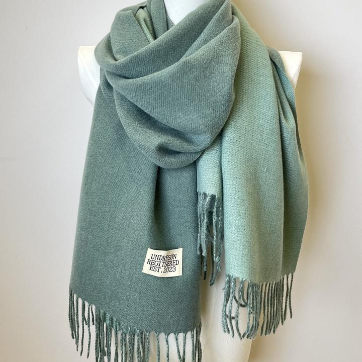 Produktbild Only-Bags.Store Doppelseitiger Schal Zwei Farben Einfacher Basic Imitation Kaschmir Quaste Schal Herbst Winter
