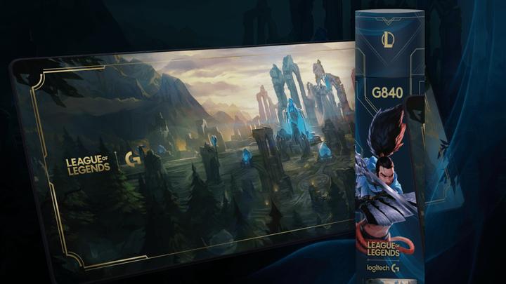 Produktbild Logitech G G840 League of Legends Edition (XL)
