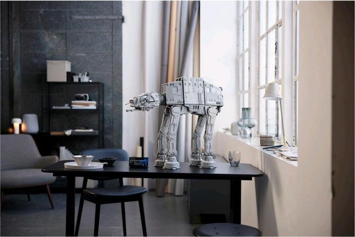 Productafbeelding LEGO AT-AT (75313, LEGO Star Wars, LEGO Zeldzame Sets)