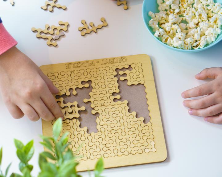Actual product image Escape Welt Quest puzzle (44 pieces)
