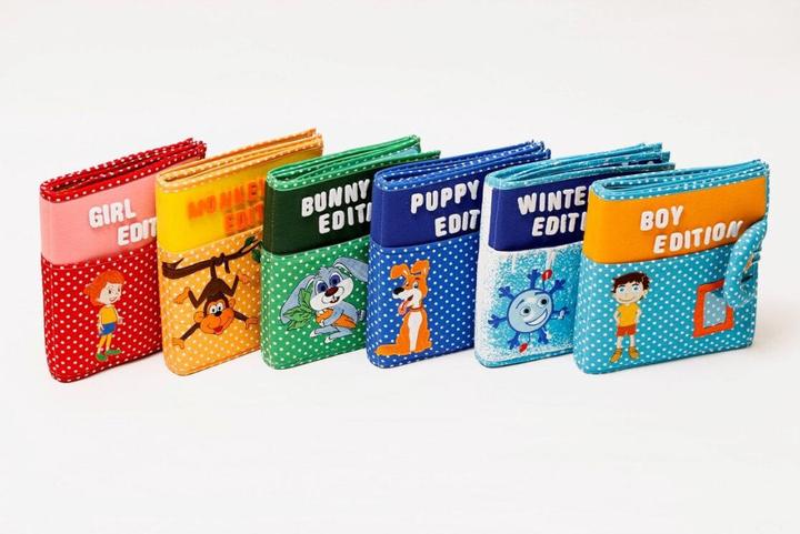 Produktbild Piqipi Quiet Book Stoffbuch Monkey Edition (Multilingual)
