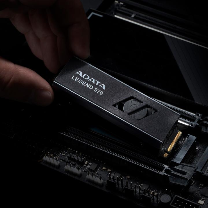 Produktbild Adata SSD Legend 970 M.2 1TB PCIe Gen5x4 2280 (1000 GB, M.2 2280)