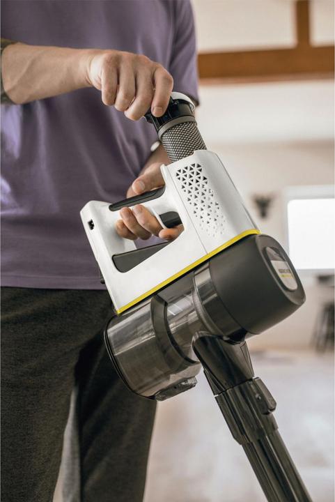 Actual product image Kärcher VC4 battery myHome 1.198-630.0