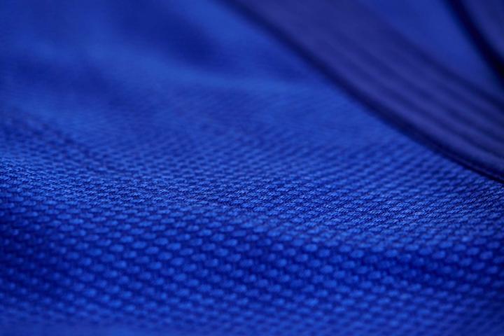 Immagine prodotto adidas Judogi Club Blau (Mit Schulterstreifen, Trainingsanzug (XS)