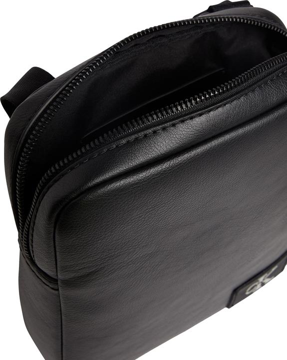 Produktbild Calvin Klein Herren Reporter18 mit Etikett Crossovers, Schwarz, One Size (51% RECYCLED POLYESTER, 49% POLYURETHANE)