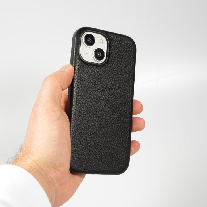 Immagine prodotto PhoneLook Copertina in pelle di vitello di lusso completamente granulata con pulsanti in metallo e MagSafe (Apple iPhone 15)