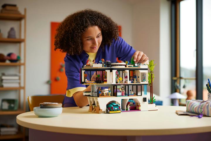 Immagine prodotto LEGO Andrea's Modern Mansion (42639, LEGO Friends)