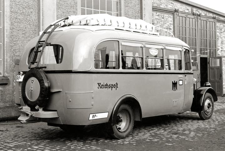 Immagine prodotto Mercedes-Benz Omnibusse, Zweiter Band (Tedesco, Alexander Weber, 2022)