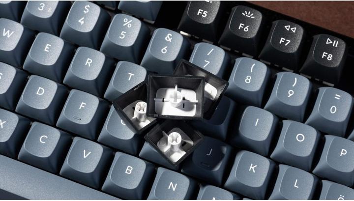 Image du produit Keychron K8 Pro (CH, Filaire, Sans fil)