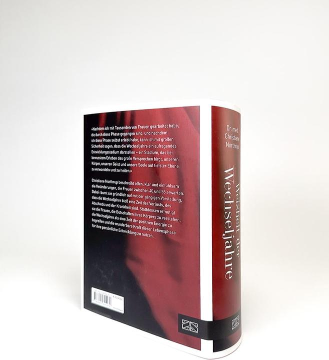 Actual product image Weisheit der Wechseljahre (German, Christiane Northrup, 2023)