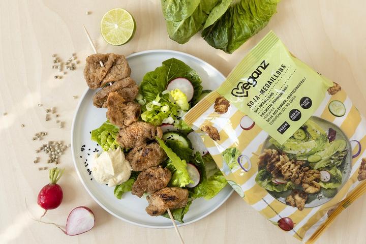 Actual product image Veganz Soy Medallions (250 g)