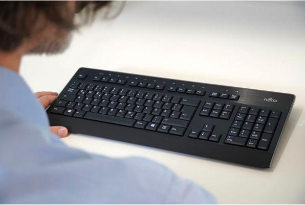 Produktbild Fujitsu KB955 (DE, Kabelgebunden)