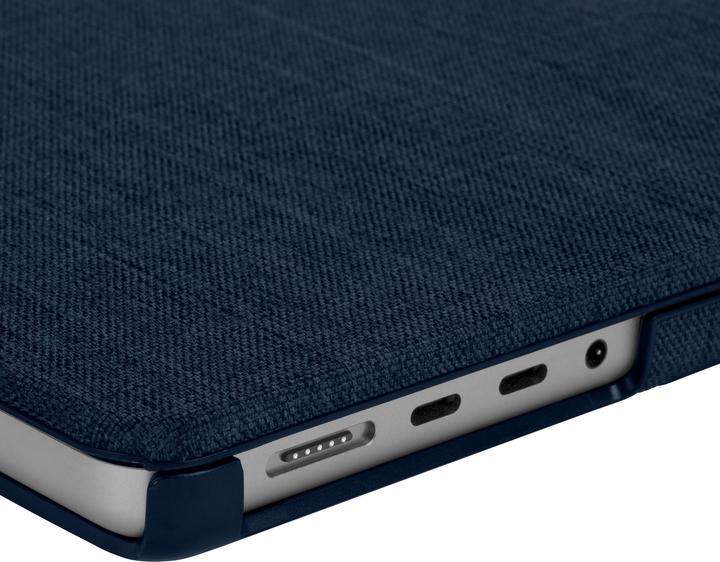 Actual product image Incase Textured Hardshell (14", Apple)
