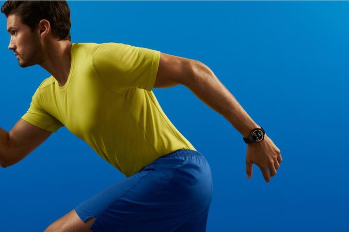 Produktbild Motorola Moto 360 2nd Generation Sport (42 mm)