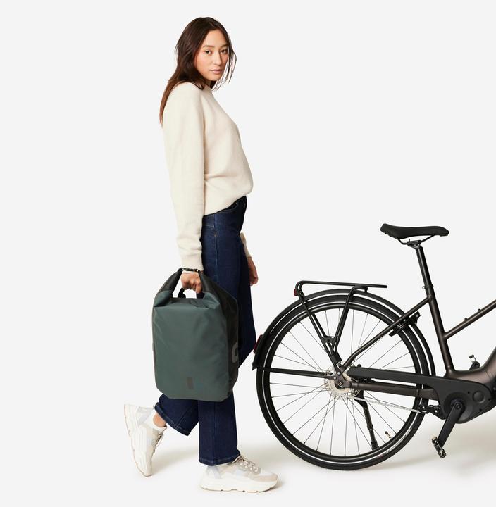 Actual product image Decathlon 500 (20 l, Luggage carrier bag)