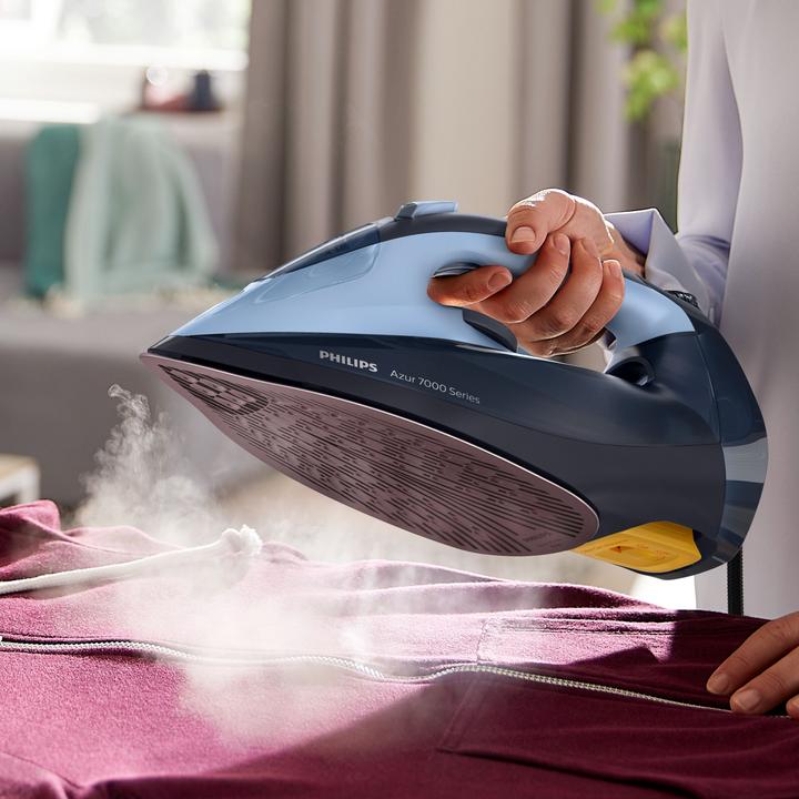 Actual product image Philips Steam Glide Elite - 2m cord (DST7041/21) (2400 W, 250 g/min)
